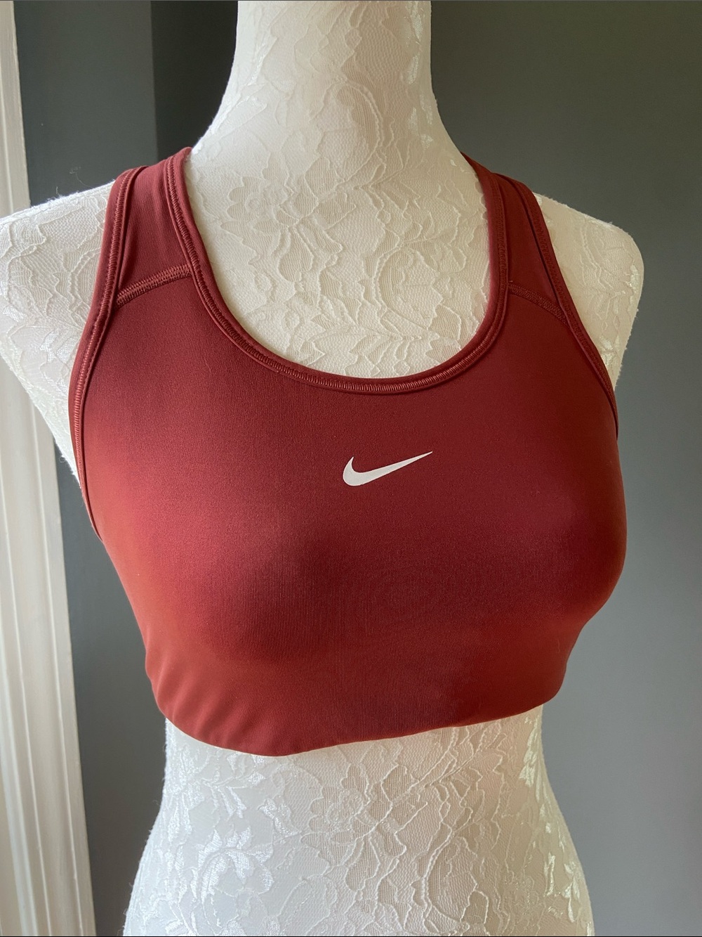 Nike Terracotta Scoop-Neck Racerback Sports Bra